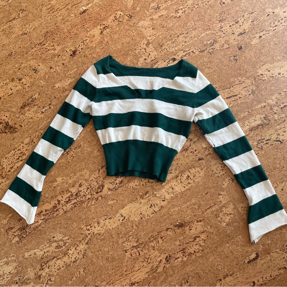 Green and White crop shirt
